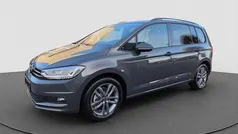 Gebraucht 2024 VW Touran Comfortline Van / Kleinbus | 38.140 € (Fairer Preis)