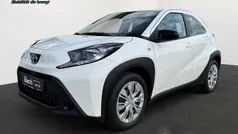 Gebraucht 2025 Toyota Aygo X Business Edition SUV | 16.875 €