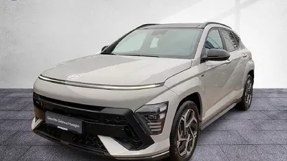 Gebraucht Hyundai Kona N Line 199 PS (146 kW) 2024 Cyber grey / met SUV