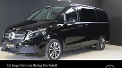 Gebraucht 2024 Mercedes V300 Avantgarde Edition Van / Kleinbus | 64.960 € (Guter Preis)