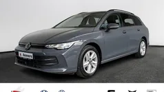 Delfingrau metallic Gebraucht 2024 VW Golf VIII Life Kombi | 28.990 € (Fairer Preis)