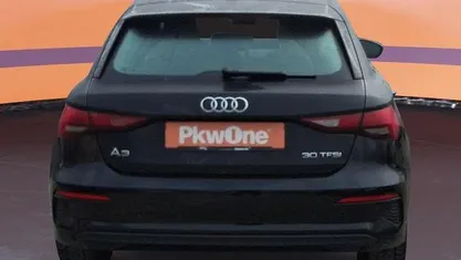 Gebraucht Audi A3 Sport 110 PS (80 kW) 2022 Limousine
