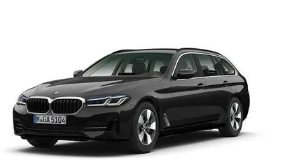Gebraucht BMW 520 190 PS (139 kW) 2022 Schwarz Kombi