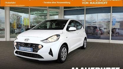 Używany Hyundai i10 Select 67 KM (49 kW) 2019 Biały Hatchback