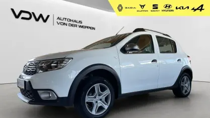 Gebraucht Dacia Sandero Prestige 101 PS (74 kW) 2020 Weiß Limousine