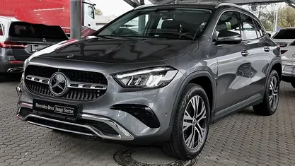 Gebraucht Mercedes GLA180 Progressive 136 PS (100 kW) 2024 Metalliclack mountaingrau SUV
