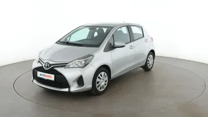 Gebraucht Toyota Yaris Comfort 99 PS (72 kW) 2015 Grau Kleinwagen