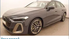 Grau Gebraucht 2024 Audi A5 Ambiente Coupé | 59.870 € (Fairer Preis)