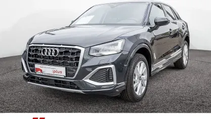 Używany Audi Q2 Advanced 150 KM (110 kW) 2025 Szary SUV