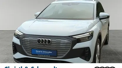 Gletscherweiß metallic Gebraucht 2023 Audi Q4 e-tron Ambiente SUV | 34.412 € (Fairer Preis)