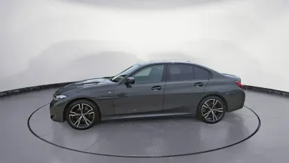 Gebraucht BMW 320 M Sport 190 PS (139 kW) 2025 Grau Limousine