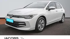 Gebraucht 2025 VW Golf VIII Life Limousine | 25.930 € (Guter Preis)