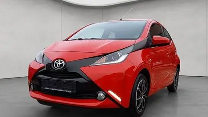 Gebraucht Toyota Aygo X-play 69 PS (50 kW) 2014 Kleinwagen