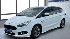 Weiss Gebraucht 2018 Ford S-MAX ST-Line Van / Kleinbus | 20.990 €