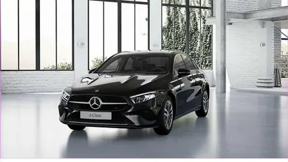 Gebraucht Mercedes A200 Advanced 163 PS (119 kW) 2025 Schwarz Limousine