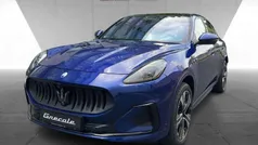 Blu intenso Gebraucht 2024 Maserati Grecale Folgore SUV | 114.835 € (Fairer Preis)