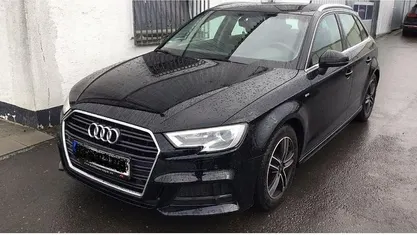 Gebraucht Audi A3 Sport 150 PS (110 kW) 2020 Limousine