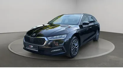 Gebraucht Skoda Octavia Ambition 150 PS (110 kW) 2023 Blackmagic perleffekt Kombi
