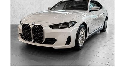 Neu BMW 420 Sport Line 184 PS (135 kW) 2025 Weiß Coupé