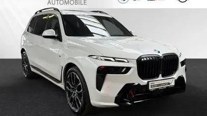 Gebraucht BMW X7 M Sport 381 PS (280 kW) 2025 Mineralweiss metallic SUV