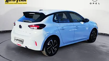 Weiß Gebraucht 2025 Opel Corsa Edition Limousine | 21.900 € (Fairer Preis)