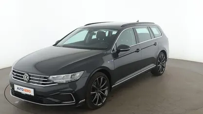 Grau Gebraucht 2021 VW Passat GTE Kombi | 19.430 € (Superpreis)