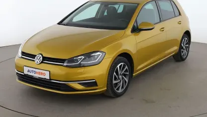 Gebraucht VW Golf VII Sound 116 PS (85 kW) 2018 Gelb Limousine