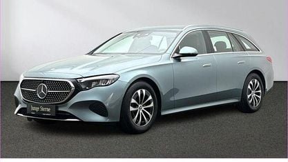 Używany Mercedes E220 Avantgarde 197 KM (144 kW) 2025 Srebrny Kombi