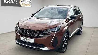 Usata Peugeot 5008 Allure 131 CV (96 kW) 2023 Marrone Monovolume