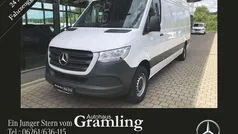 Arktikweiß Gebraucht 2023 Mercedes Sprinter Van | 38.555 € (Guter Preis)