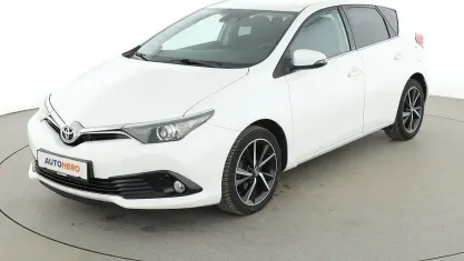 Gebraucht Toyota Auris Edition-S 116 PS (85 kW) 2017 Weiß Limousine