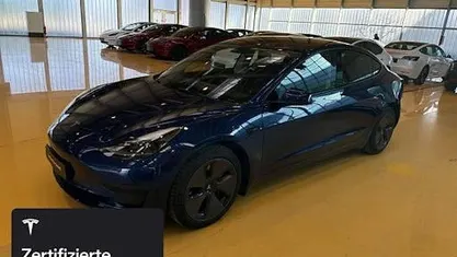 Blau Gebraucht 2021 Tesla Model 3 Standard Range Limousine | 26.500 € (Fairer Preis)