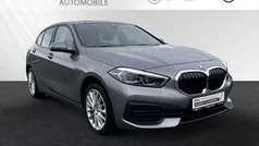 Grau Gebraucht 2022 BMW 118 Advantage Kleinwagen | 19.300 € (Guter Preis)