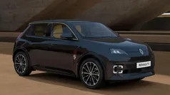 Schwarz Gebraucht 2025 Renault R5 Kleinwagen | 30.990 € (Guter Preis)