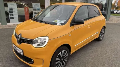 Gelb Gebraucht 2023 Renault Twingo Techno Kleinwagen | 13.990 € (Fairer Preis)