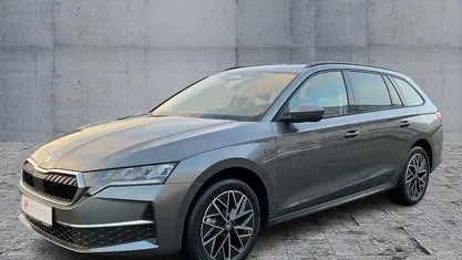 Grau Neu 2025 Skoda Octavia Tour Kombi | 31.270 € (Fairer Preis)