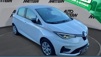 Gebraucht Renault Zoe Life 50 kW (69 PS) 2020 Gletscherweiss Kleinwagen