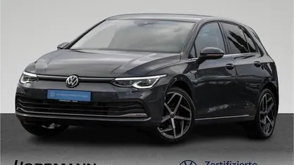 Gebraucht VW Golf VIII Style 150 PS (110 kW) 2022 Limousine
