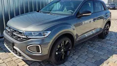 Deep black perleffect Neu 2025 VW T-Roc IQ Drive SUV | 33.990 € (Superpreis)