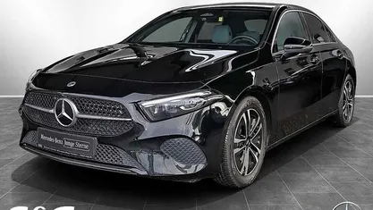 Gebraucht 2024 Mercedes A180 Progressive Limousine | 29.480 € (Fairer Preis)