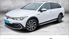 Weiss Gebraucht 2021 VW Golf Alltrack Kombi | 30.360 € (Fairer Preis)