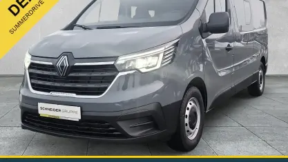 Neu Renault Trafic Komfort 130 PS (95 kW) 2026 Grau Van / Kleinbus