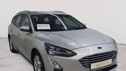 Polarsilber metallic Gebraucht 2021 Ford Focus Cool & Connect Kombi | 12.190 € (Superpreis)