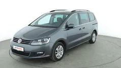Grau Gebraucht 2019 VW Sharan Comfortline Van / Kleinbus | 24.330 € (Fairer Preis)