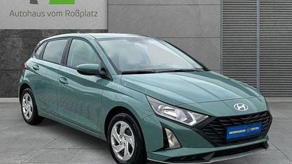 Neu Hyundai i20 Select 79 PS (58 kW) 2025 Grün Kleinwagen