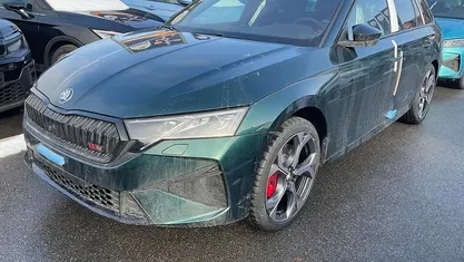 Gebraucht 2025 Skoda Octavia RS Kombi | 43.375 € (Fairer Preis)
