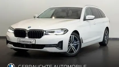 Gebraucht BMW 540 Sport Line 340 PS (250 kW) 2022 Weiß Kombi