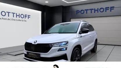 Weiss Gebraucht 2025 Skoda Karoq SportLine SUV | 31.997 € (Guter Preis)