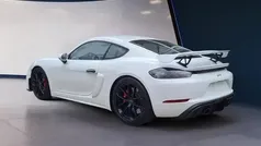 Porsche Cayman GT4