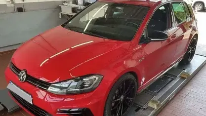 Gebraucht VW Golf VII R 310 PS (228 kW) 2017 Rot Limousine